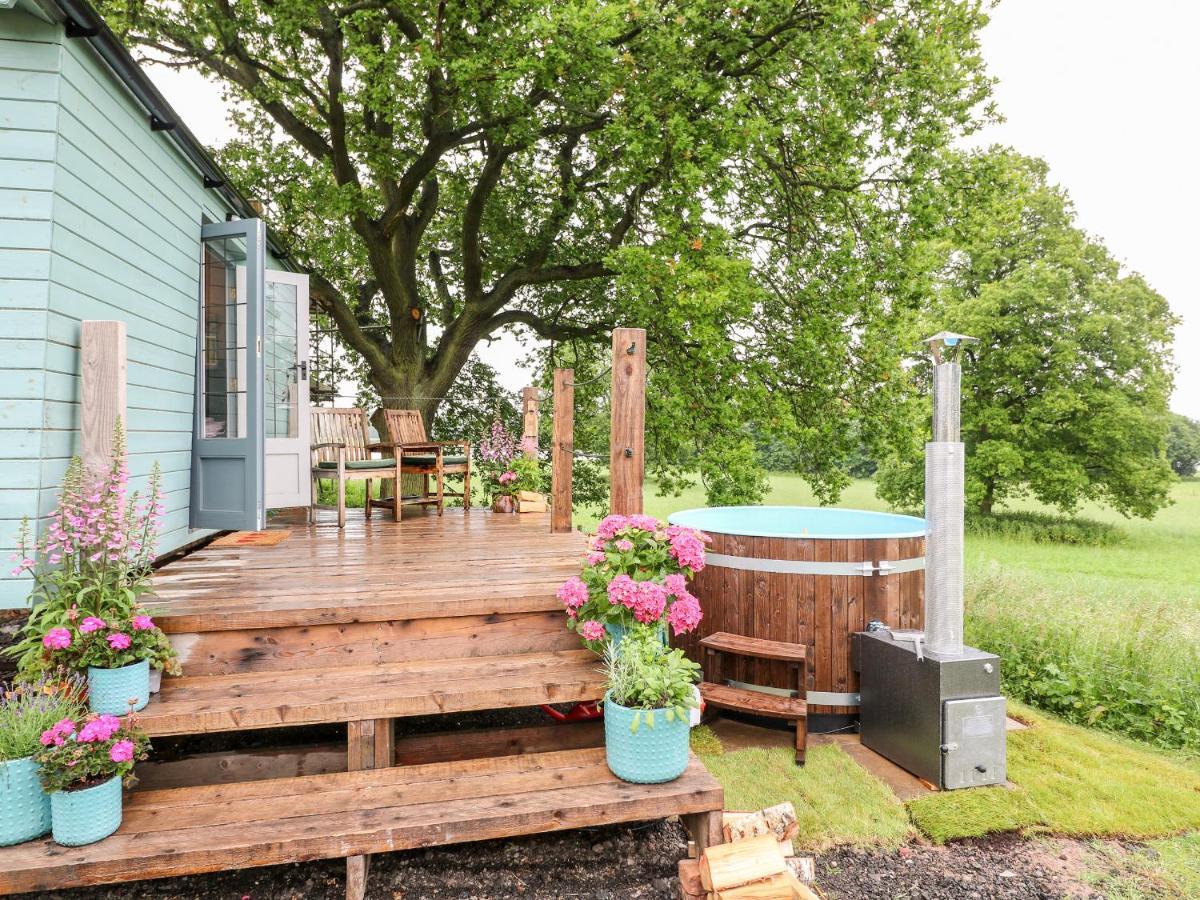 The Lazy Mare By The Water Villa Rugeley Buitenkant foto